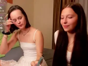 ZoeVillalobos – webcam model profile photo Image 3