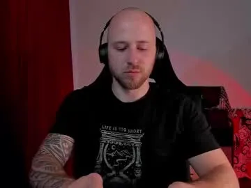 iamsomeone1234 – webcam model profile photo Image 3