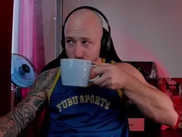 iamsomeone1234 – webcam model profile photo Image 8