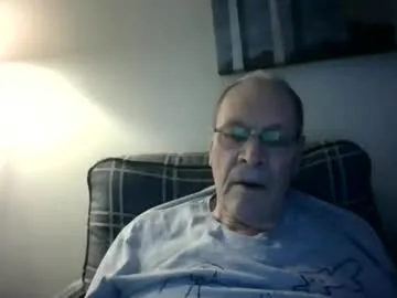 slimthickdesi – webcam model profile photo Image 12