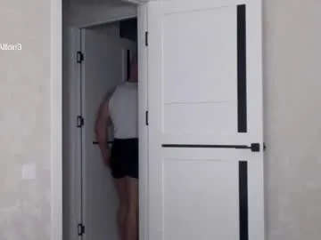 glamorous_ggh – webcam model profile photo Image 15