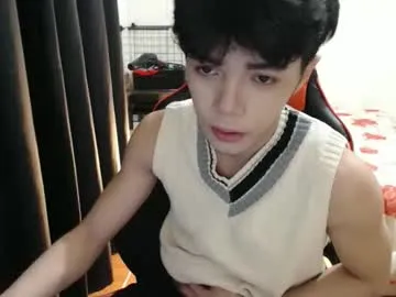 EmiliaWalker – webcam model profile photo Image 3