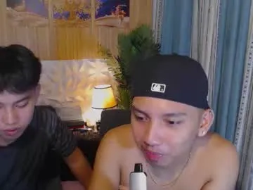 LeahReel – webcam model profile photo Image 16