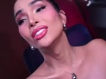 TheaMaleko – webcam model profile photo Image 3