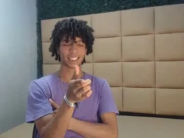 indiandesiguys2023 – webcam model profile photo Image 5