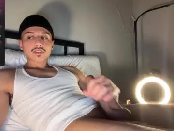 JulietKalen – webcam model profile photo Image 8