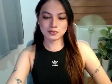 daani_hott – webcam model profile photo Image 8