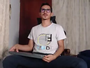 indian_couple247 – webcam model profile photo Image 19