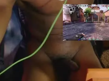 emilywarren296 – webcam model profile photo Image 12