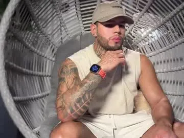 brownboy6999 – webcam model profile photo Image 4