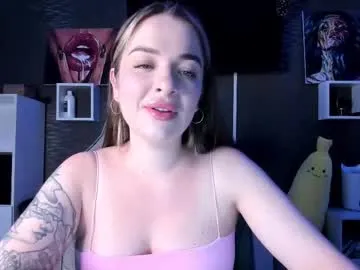 yasmine_moon Image 18