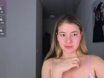 emilywarren296 – webcam model profile photo Image 10