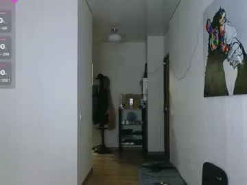 emilywarren296 – webcam model profile photo Image 9