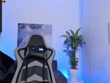 your_priya_77 – webcam model profile photo Image 8