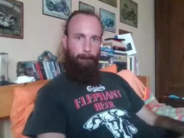 LunaWinks – webcam model profile photo Image 13