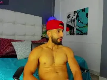 AdelinaLuuna – webcam model profile photo Image 13