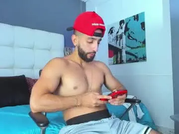 AdelinaLuuna – webcam model profile photo Image 19