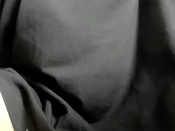 EmiliaWalker – webcam model profile photo Image 2