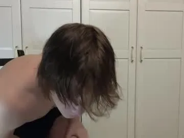 Mya – webcam model profile photo Image 3