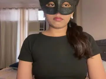 NatashaCeratti – webcam model profile photo Image 7