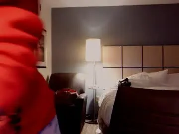 mae_nathan – webcam model profile photo Image 16