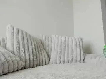 yournewkink12 – webcam model profile photo Image 3