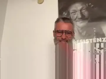 ericmg11 – webcam model profile photo Image 3