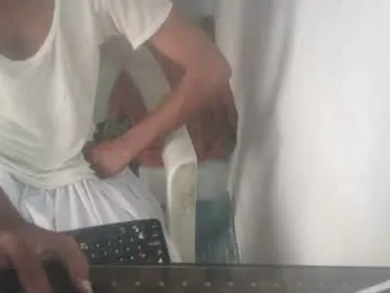 ErikaKis – webcam model profile photo Image 10