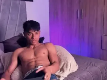 aurorapink_ – webcam model profile photo Image 16