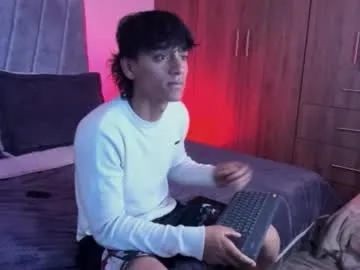 aurorapink_ – webcam model profile photo Image 6